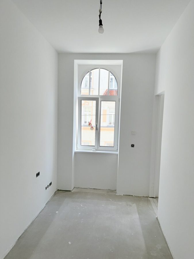 Altbaueigentumswohnung in generalsaniertem Altbau 