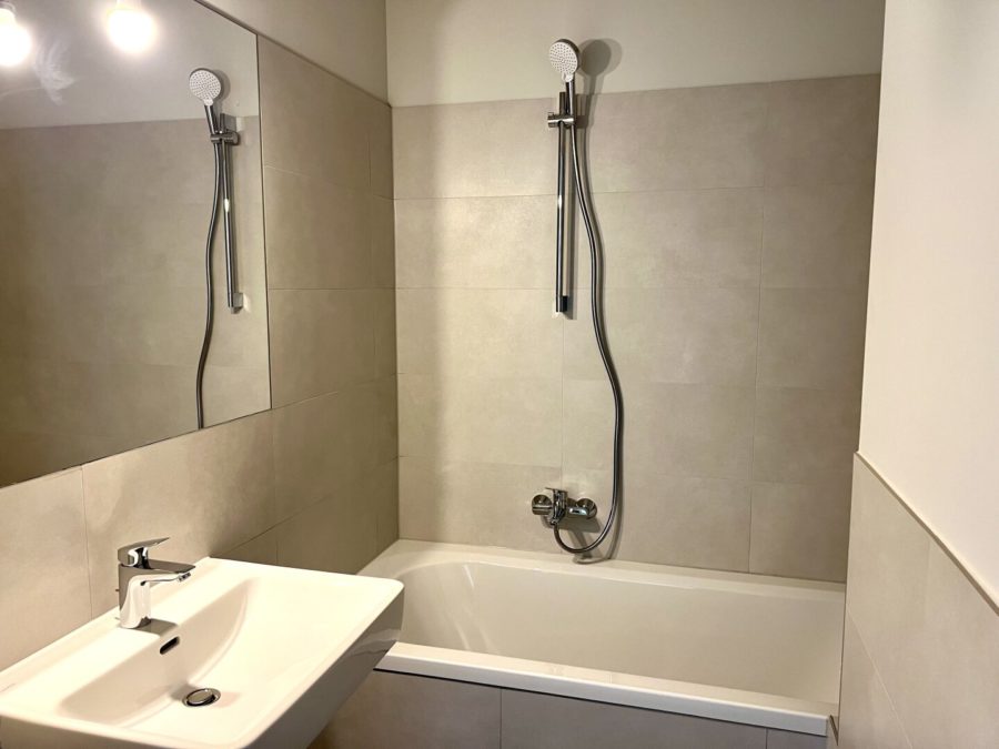 3-Zimmer-Altbaueigentumswohnung in generalsaniertem Altbau mit Terrasse und Garten - Bild