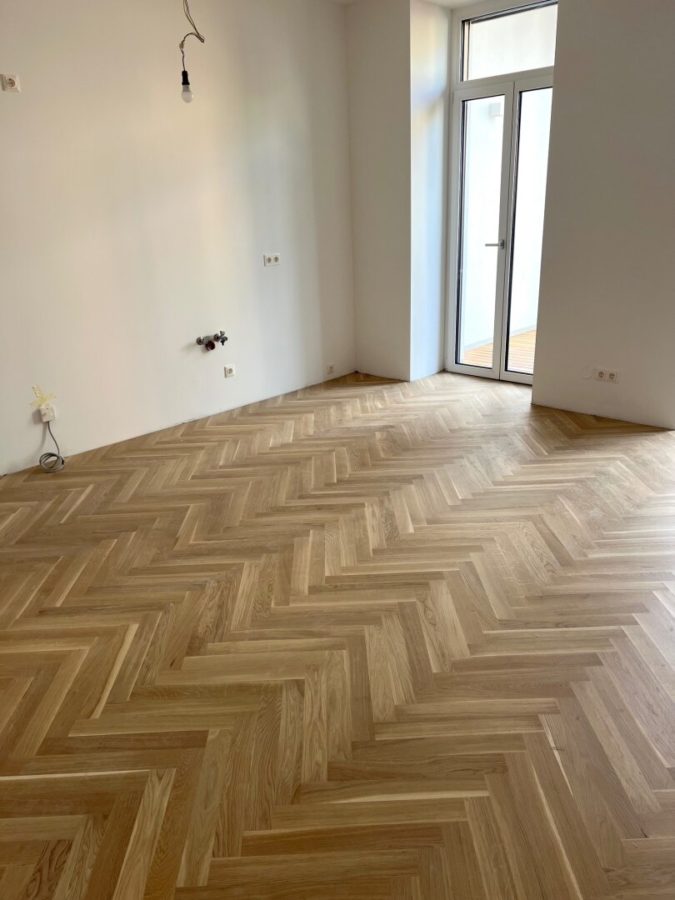 3-Zimmer-Altbaueigentumswohnung in generalsaniertem Altbau mit Terrasse und Garten - Bild