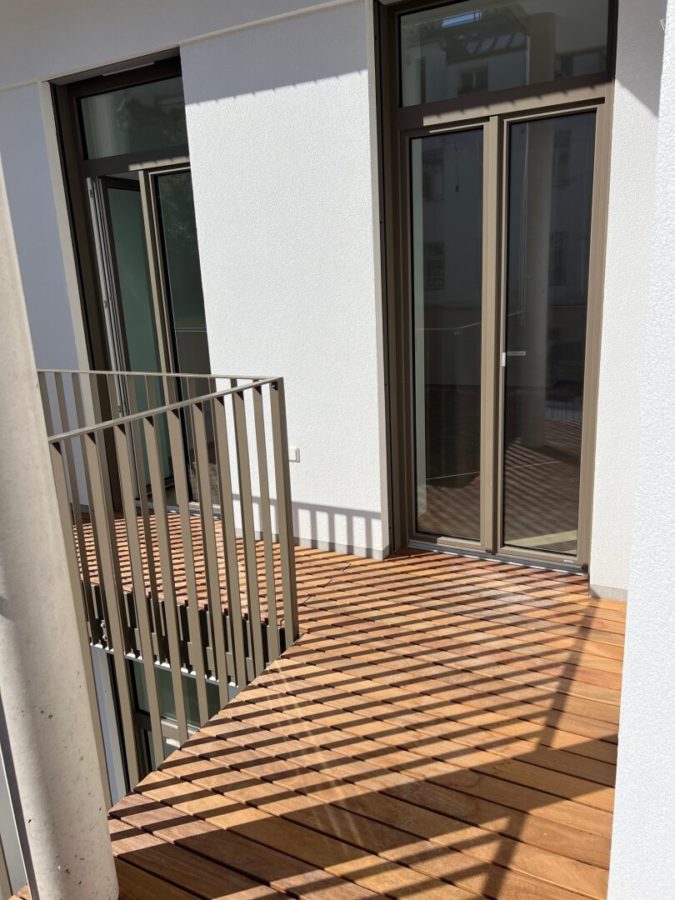 3-Zimmer-Altbaueigentumswohnung in generalsaniertem Altbau mit Balkon - Bild