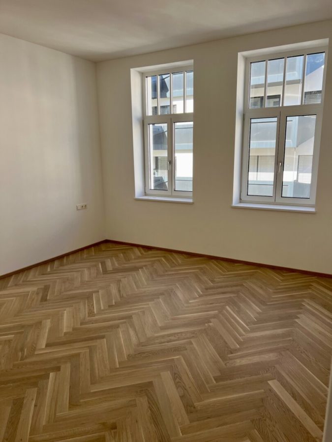 3-Zimmer-Altbaueigentumswohnung in generalsaniertem Altbau mit Balkon - Bild