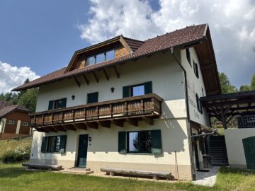TRAUMLAGE ! FERIENIMMOBILIE! / Zweitwohnsitz!! Apartments direkt an der Skipiste – Hochrindl, 9571 Hochrindl, Ferienwohnung