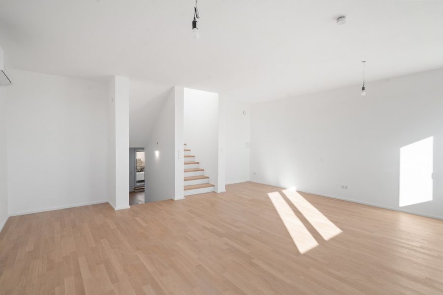 Generalsanierte Eigentumswohnung auf drei Ebenen mit zwei Terrassen - Gegenüber Sofiensäle - Bild