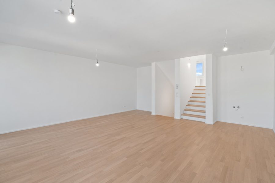 Generalsanierte Eigentumswohnung auf drei Ebenen mit zwei Terrassen - Gegenüber Sofiensäle - Bild