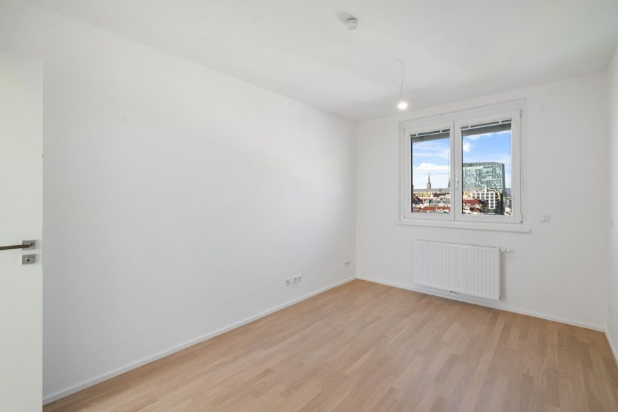 Generalsanierte Eigentumswohnung auf drei Ebenen mit zwei Terrassen - Gegenüber Sofiensäle - Bild