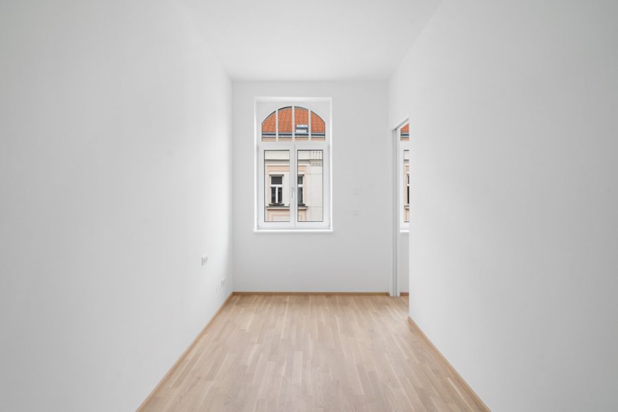 2-Zimmer-Altbaueigentumswohnung in generalsaniertem Altbau - Bild