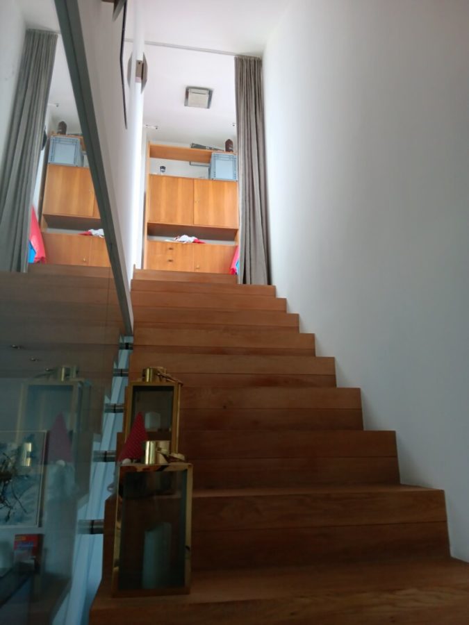 Neuwertige Dachterrassenwohnung mit Fernblick ! - Bild