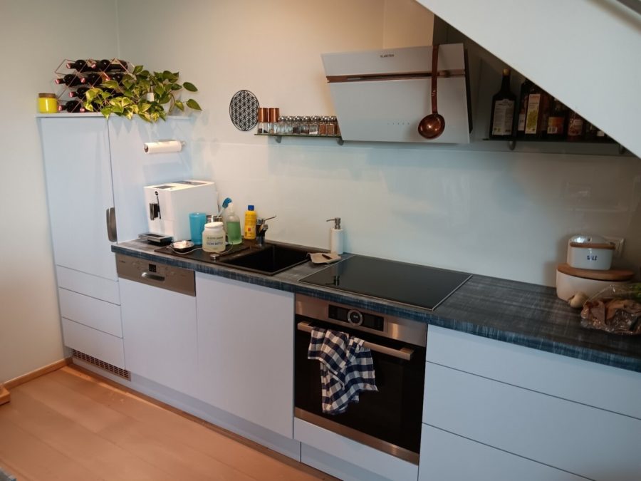 Neuwertige Dachterrassenwohnung mit Fernblick ! - Bild