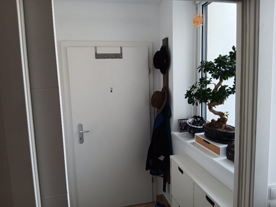 Neuwertige Dachterrassenwohnung mit Fernblick ! - Bild