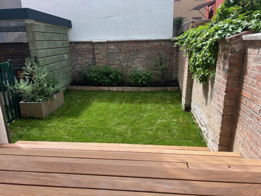 3-Zimmer-Altbaueigentumswohnung in generalsaniertem Altbau mit Terrasse und Garten - Bild