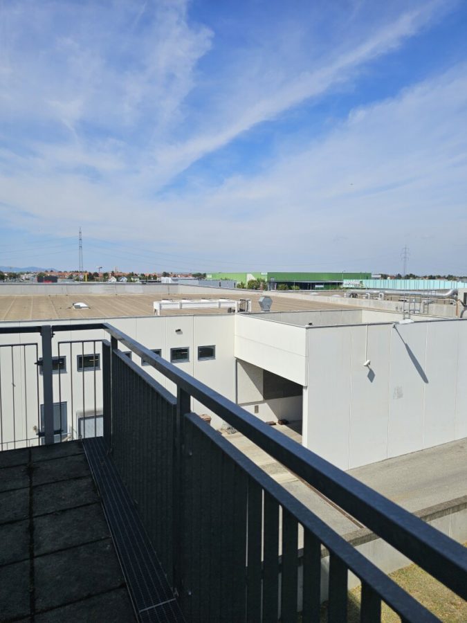 Helle, sonnige 3 Zimmerwohnung mit Balkon - beim Marchfeldcenter - Bild