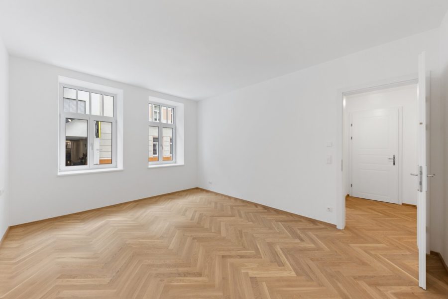 3-Zimmer-Altbaueigentumswohnung in generalsaniertem Altbau mit Terrasse und Garten - Bild