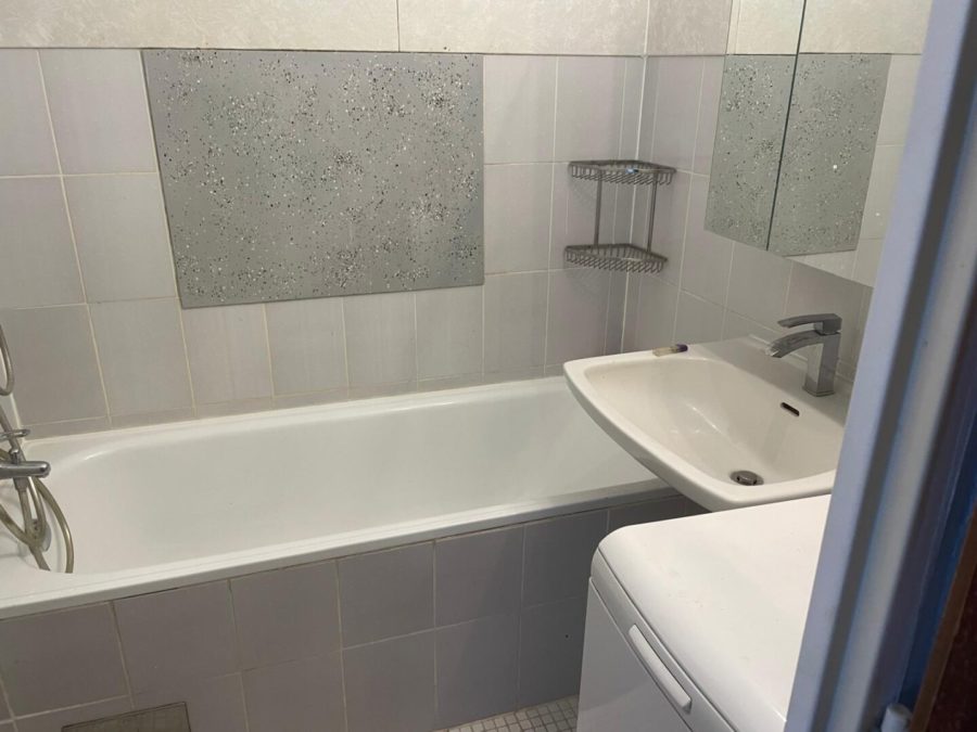 Ruhige 2-Zimmer-Wohnung mit Loggia in Grünlage - Nähe Lobau - Bild