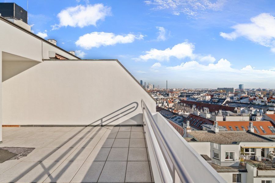 Generalsanierte Eigentumswohnung auf drei Ebenen mit zwei Terrassen - Gegenüber Sofiensäle - Bild