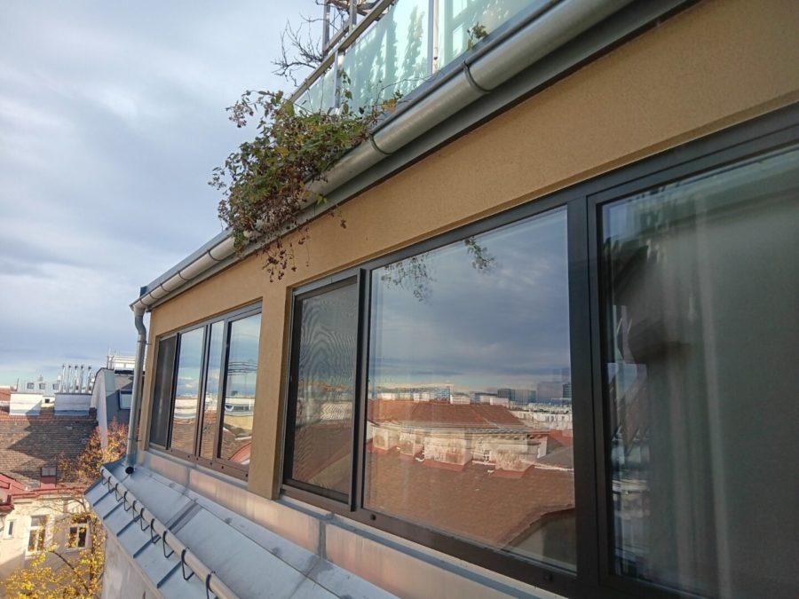 Neuwertige Dachterrassenwohnung mit Fernblick ! - Bild