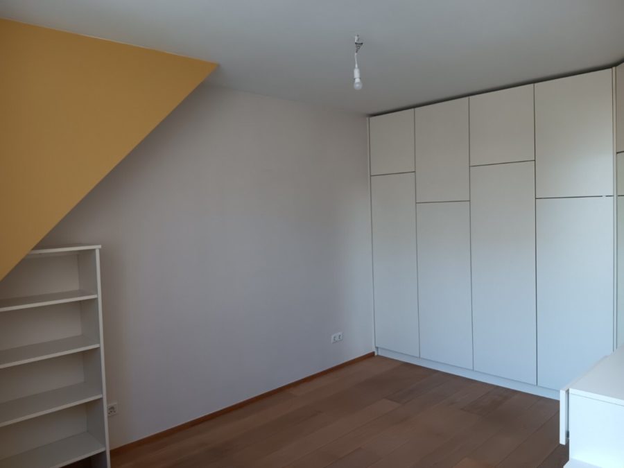 Neuwertige Dachterrassenwohnung mit Fernblick ! - Bild