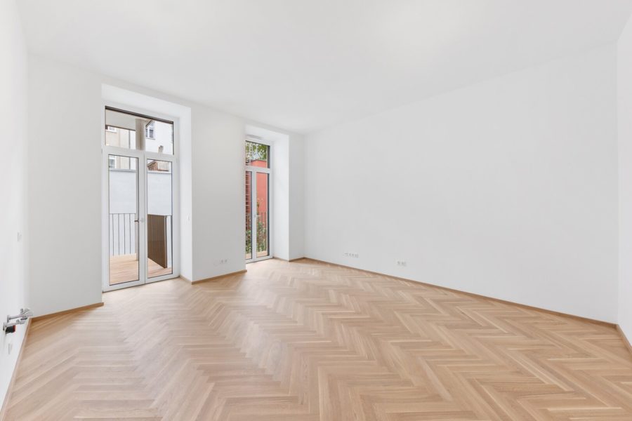 3-Zimmer-Altbaueigentumswohnung in generalsaniertem Altbau mit Balkon - Bild