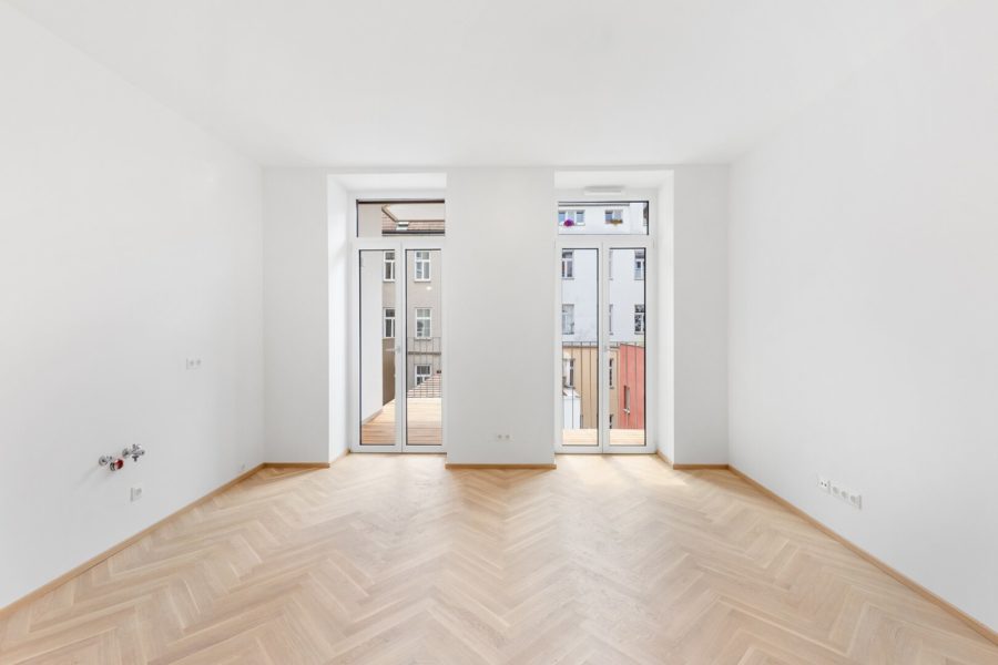 3-Zimmer-Altbaueigentumswohnung in generalsaniertem Altbau mit Balkon - Bild