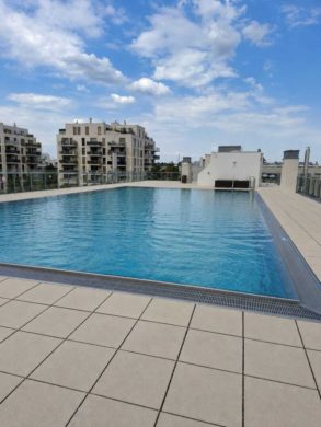 Neuwertige 3 Zimmer Eigentumswohnung mit Swimmingpool am Dach, 1230 Wien, Etagenwohnung