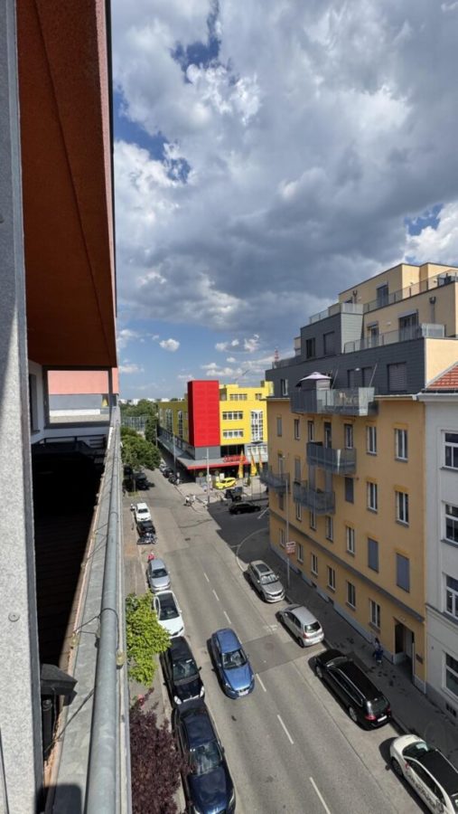 U1-Station Altes Landgut vor der Türe! Moderne 3-Zimmer-Wohnung mit Loggia zum interessanten Preis! - Bild