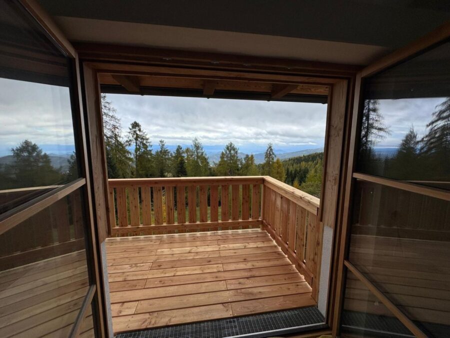 Multisplit- Wohnung mit Loggia in Ruhelage - Bild